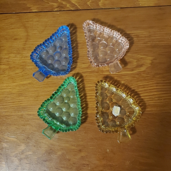 🌿2/$20 Set of 4 Bohemia Glass tree trinket dishes - Picture 1 of 11